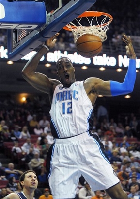 Mesmo discreto no ataque, Howard foi soberano defensivamente