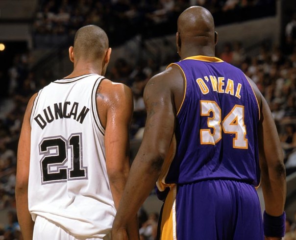 1973763ADB_AN010044009 Shaq e Duncan marcaram época. Ambos são considerados dois dos melhores jogadores da época pós-Jordan