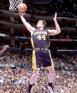 Jogador, de 33 anos, ficou conhecido quando atuou ao lado de Reggie Miller no Indiana Pacers