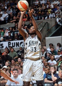 jumpshotyoung Em três temporadas Sophia Young se tornou uma das estrelas da WNBA