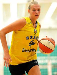 Irmã do pivô Tiago Splitter, Michele faleceu devido a uma leucemia. (Divulgação)