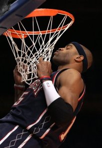 Nets busca desesperadamente trocar Vince Carter; será que eles conseguem?