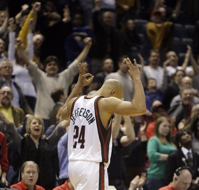 Em meio a tantos rumores, Richard Jefferson é mais um (AP Photo/Duane Burleson)