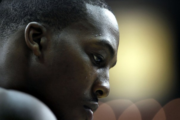 Dwight Howard, o superman, bota seus poderes à prova logo mais contra o Boston Celtics. Uma derrota hoje elimina o Magic da NBA (Photo by Marc Serota/Getty Images)