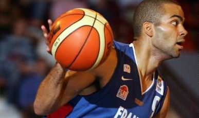 Parker disse que quer atuar pelo selecionado francês; o que será que Popovich acha disso?