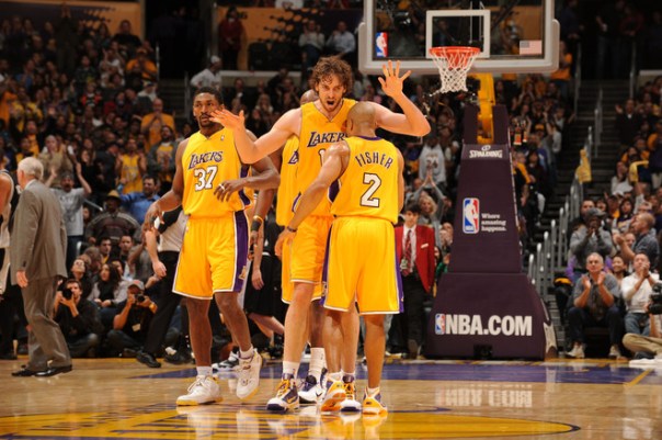 90043535AB017_SPURS_LAKERS