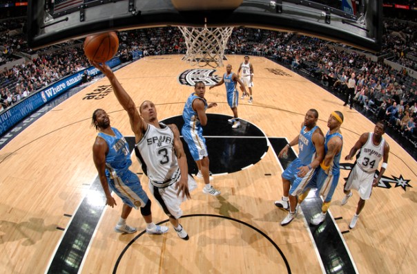 90043428CE001_NUGGS_SPURS