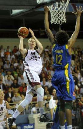 Small_lat_bra_20110704_62