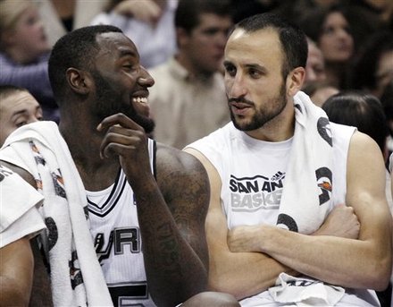 Manu Ginobili, DeJuan Blair (AP Photo/Darren Abate