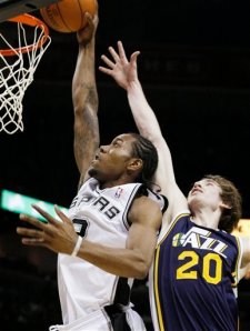 Gordon Hayward, Kawhi Leonard (AP Photo/Darren Abate)