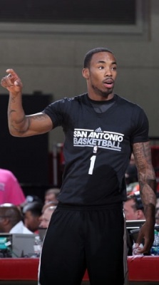 Denmon foi o cestinha do time (NBAE/Getty Images)