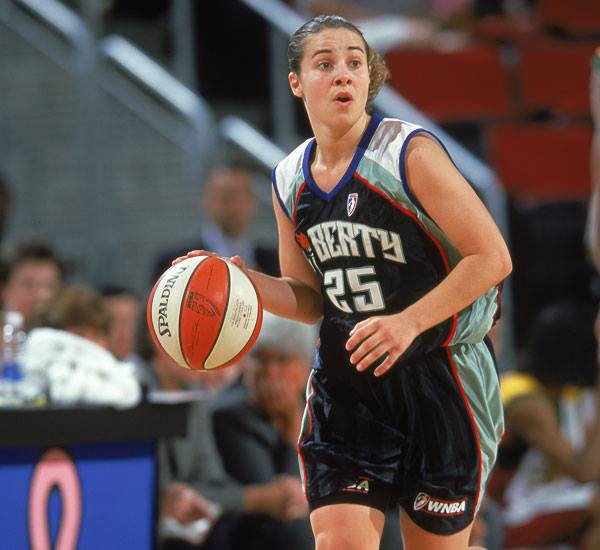 Becky Hammon começou sua carreira no New York Liberty, onde sua vida profissional decolou (Facebook)