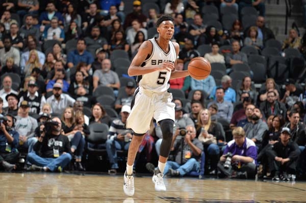 Dallas Mavericks v San Antonio Spurs